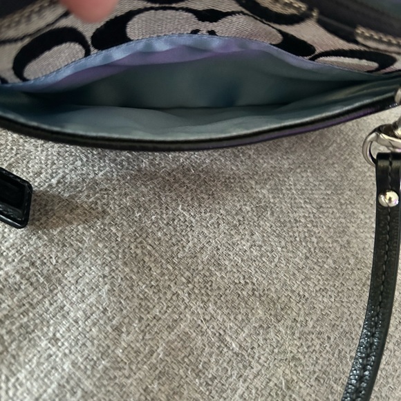 Small coach wristlet - Picture 3 of 5